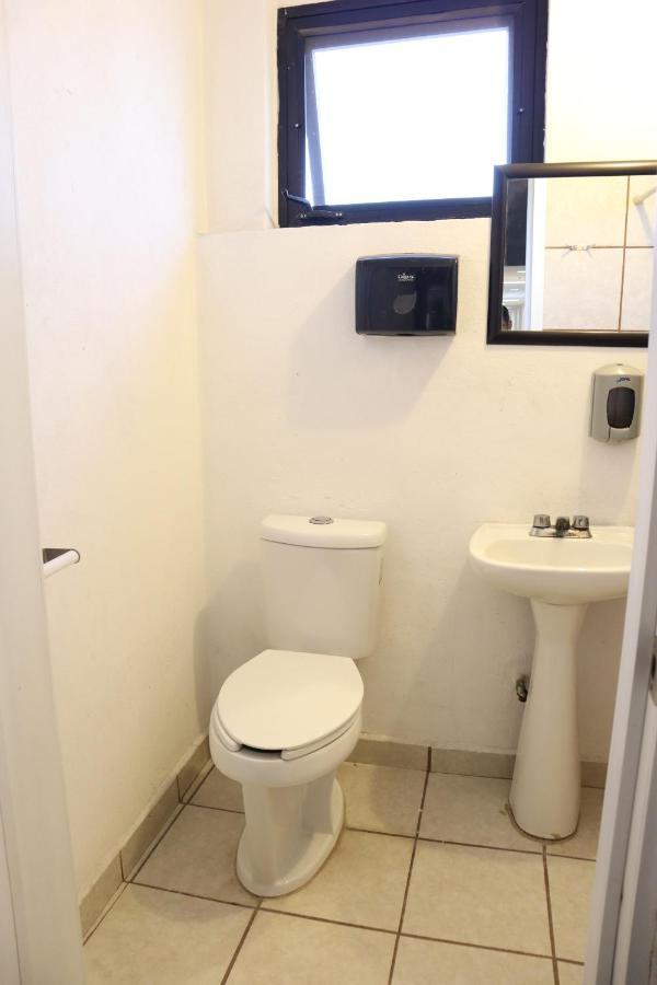 Hostal Purisima Hotel San Francisco Del Rincon ภายนอก รูปภาพ